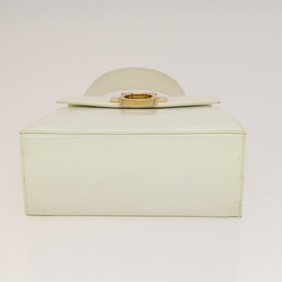 Salvatore Ferragamo Gancini Hand Bag Leather 2way White Gold Auth 134575 - Picture 6 of 16